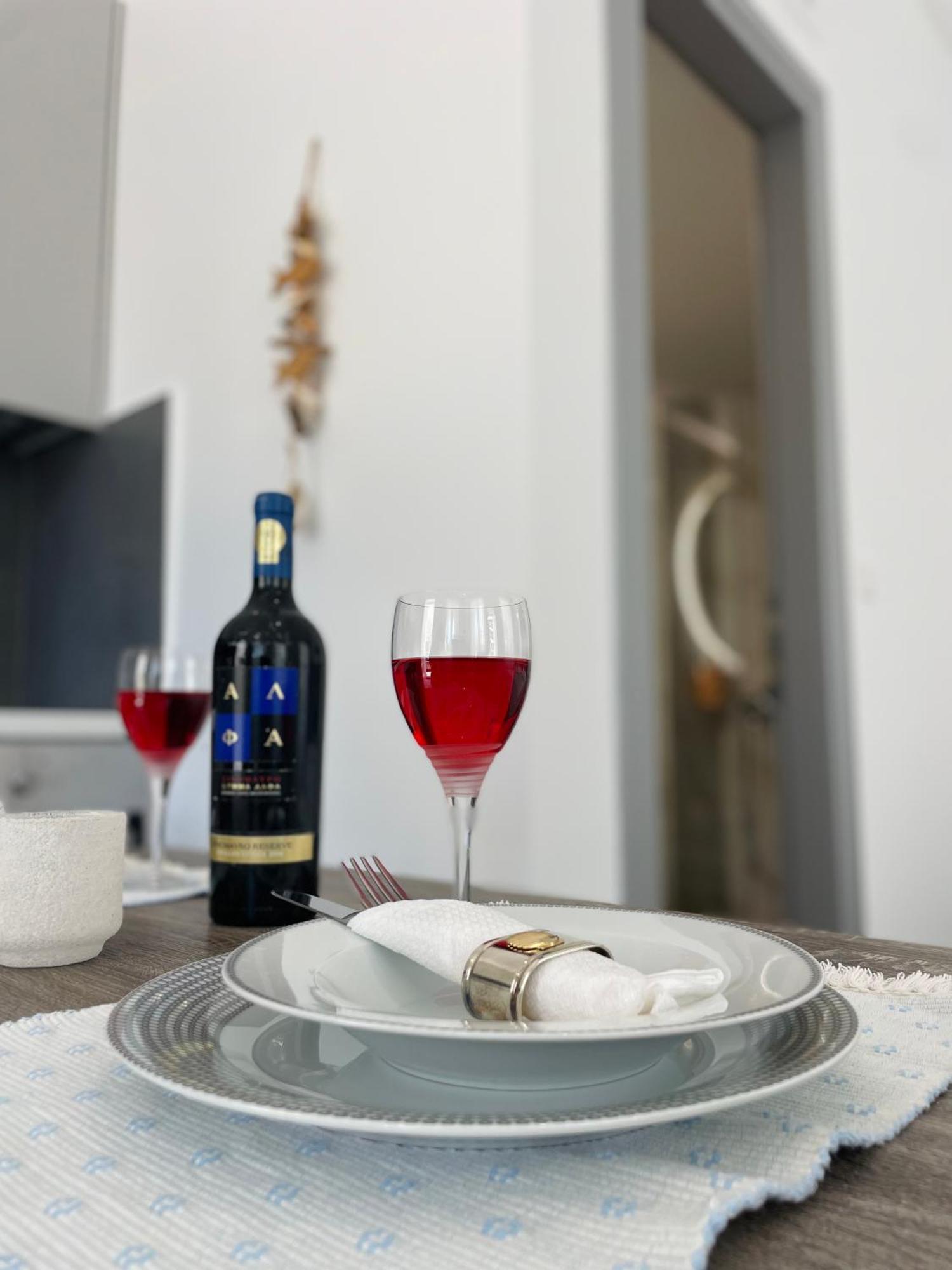 Kyma Luxury Suite Kiáton エクステリア 写真